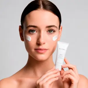 https://content.farmasi.es/Product/1000268_64_4.webp