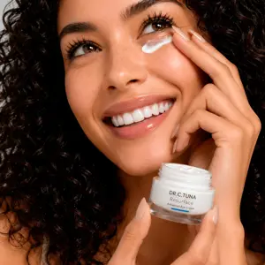 https://content.farmasi.es/Product/1000282_64_5.webp